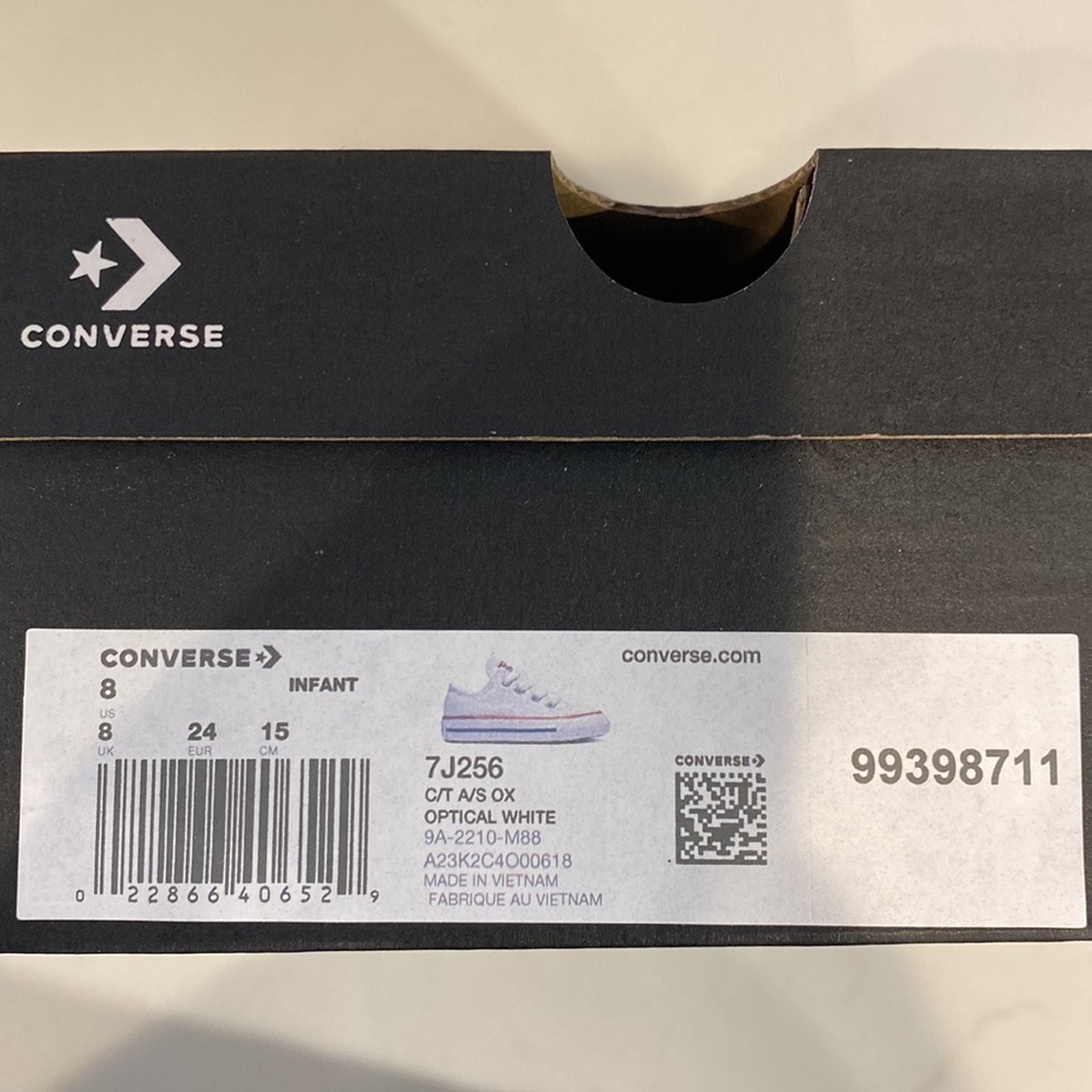 Custom toddler Converse size 8 - Picture 5 of 5